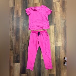 Figs Pink Scrub Set